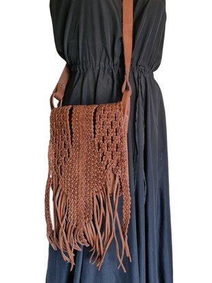 Festival-tasje-Crossbody tasje-Echt leer-Fringe-Bohemian style-Boho style-Gypsy style-Dark Camel-18cmx21cmx5cm