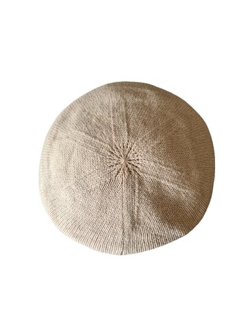 Eline Ren L'Atelier- Fijn gebeid-Soepel-Bakerboy-Model-Zacht-Warm-Muts-Beige